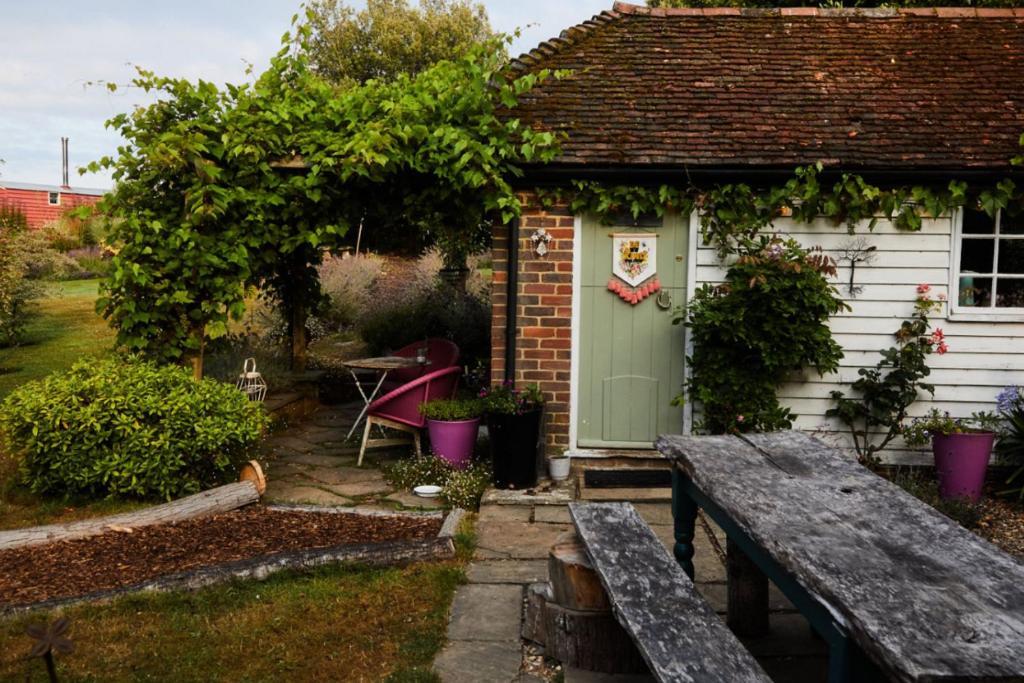 Samsara Villa Tonbridge Kültér fotó